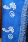 Preview: Farbenfroher Sarong blau mit Muschelmotiv 160 x 120 cm