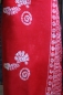 Preview: Farbenfroher Sarong rot mit Muschelmotiv 160 x 120 cm