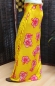 Preview: Farbenfroher Sarong gelb, rosa, pink mit Blütenmotiv 160 x 120 cm
