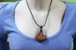 Preview: Holzkette mit Anhänger aus Holz und Bambus, Lederband, 28 cm