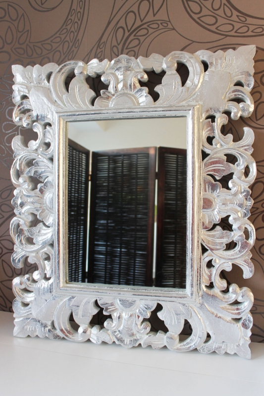 Eleganter Barockspiegel antik silber weiss 70cm x 60cm