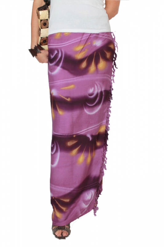 Farbenfroher Sarong lila mit Blütenmotiv 160 x 120 cm