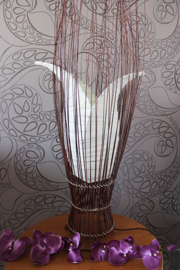 Originelle Tischlampe mit Zweigen weiß 60 cm