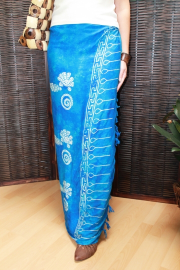 Farbenfroher Sarong blau mit Muschelmotiv 160 x 120 cm