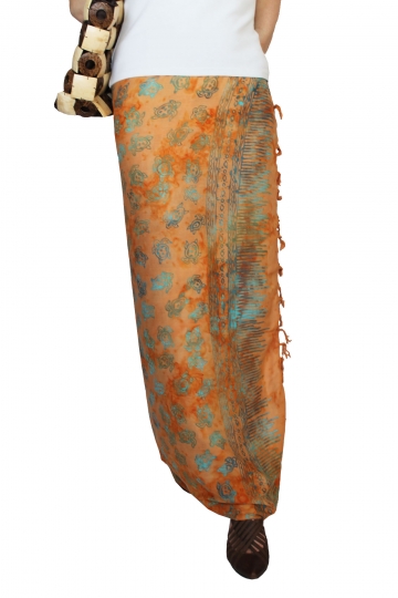 Farbenfroher Sarong orange mit Schildkrötenmotiv 160 x 120 cm