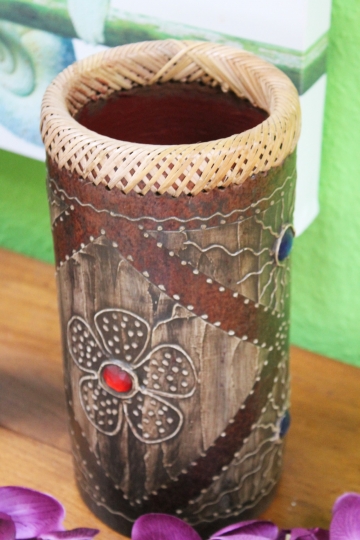Originelle Terrakotta-Vase mit Ziersteinen - 32cm