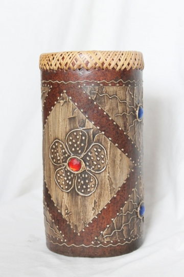 Originelle Terrakotta-Vase mit Ziersteinen - 26cm