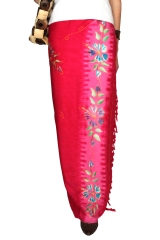 Edler Sarong rosa, pink mit Blütenmotiv bestickt 160 x 120 cm