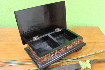 Verzierte Holz Schmuckdose mit Klappdeckel und Perlmuttintarsien 25 cm