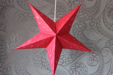 Hübscher Leuchtstern rot orange bestickt 60cm