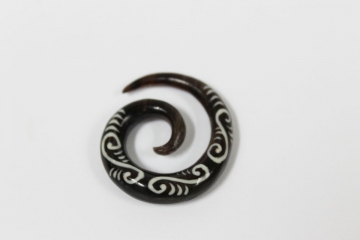 Paar Expander Spirale aus Horn 4mm - 6mm