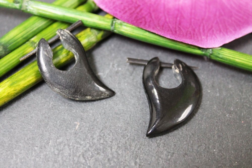 Horn-Ohrringe spitz 30mm