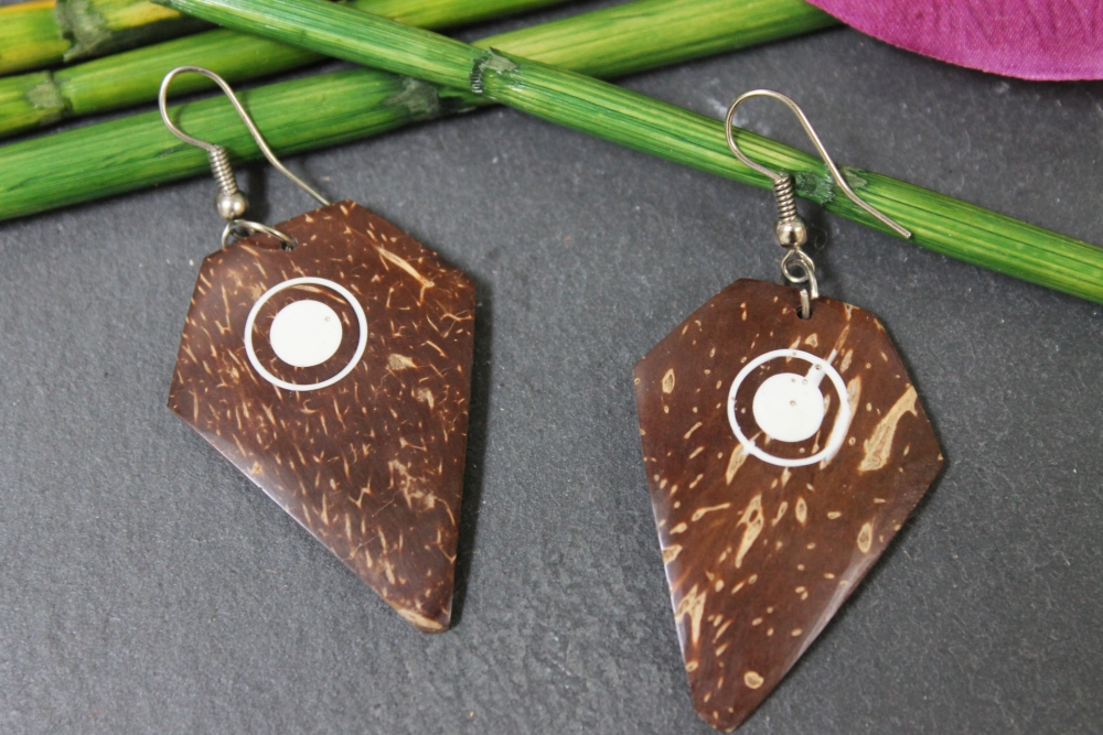 Holz-Ohrringe Ohrhänger aus Kokosnuss-Schale mit Ziermotiv 40mm