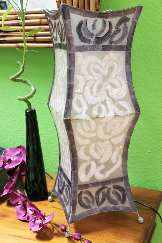 Edle Tisch-Lampe mit filigranem Perlmutt-Motiv 60 cm