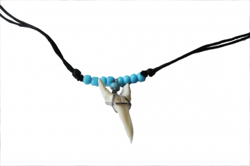 Haizahn-Kette mit Kokosnuss Holzperlen türkis 27-40cm